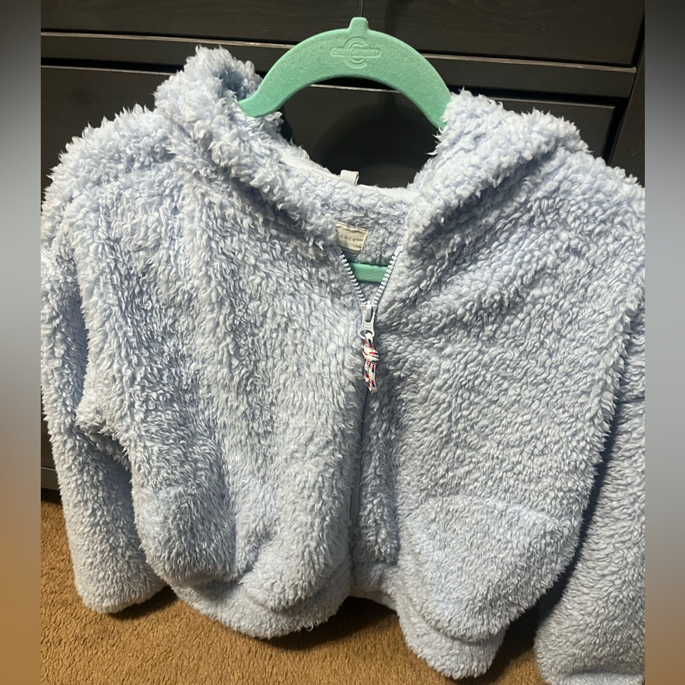 LOU & GREY CROPPED SHERPA Fuzzy ZIP UP SWEATSHIRT - PERFECT CONDITON